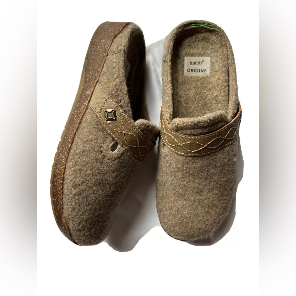 Earth Origins Jenna Clogs